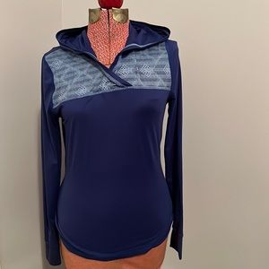 Mountain Hardwear Hooded Tech Shirt